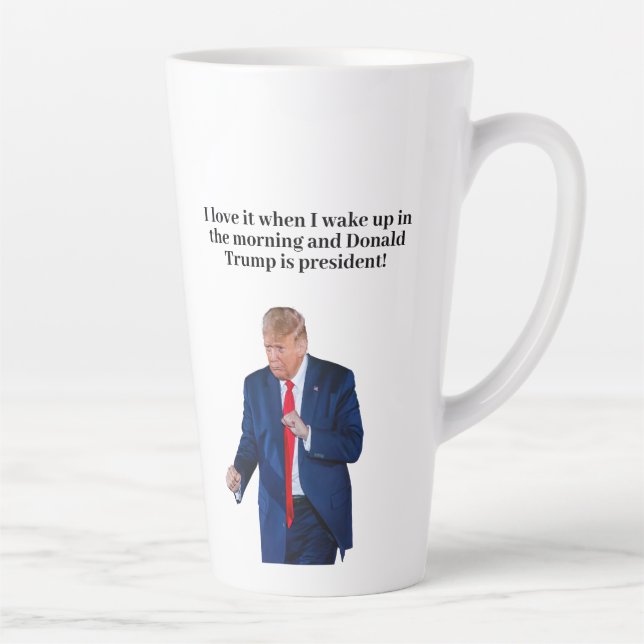 Taza De Café Latte Regalo de Trump 2024 (Derecha)
