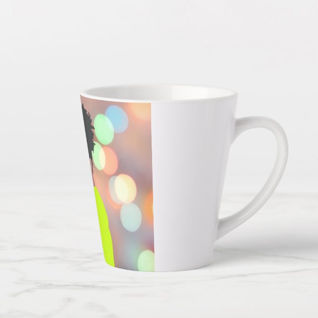 Taza De Café Latte Reina bailarina. (Derecha)