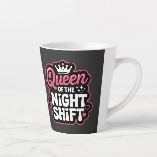 Taza De Café Latte Reina del Turno de Noche Corona de Enfermera Rosa