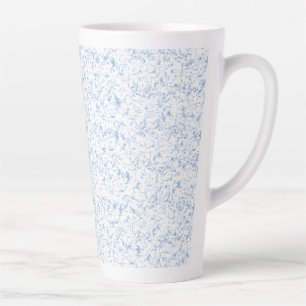 Taza De Café Latte Repetida, sutil, texturada, con fondo blanco