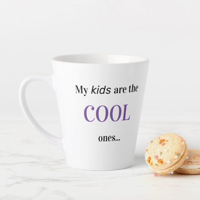 Taza De Café Latte Resultado de una mamá alucinante con firma (In situ)