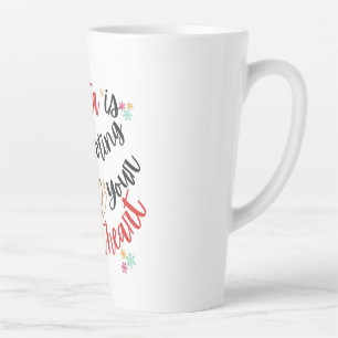 Taza De Café Latte Santa me está promoviendo a los Navidades