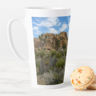 Taza De Café Latte Sendero Barker Dam Loop en el Parque Nacional Josh