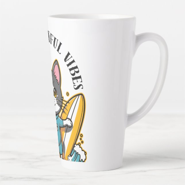 Taza De Café Latte Sliding Cat Fun & Playful Vibes (Derecha)