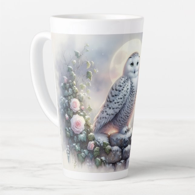 Taza De Café Latte Snowy Owl in Moonlit Winter Garden (Ángulo izquierdo)