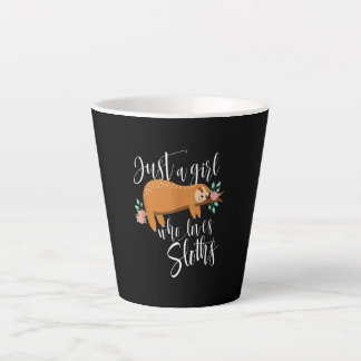 Taza De Café Latte Sólo un Chica que ama las tragamonedas - Amante de
