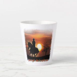 Taza De Café Latte solo un chica que ama los caballos