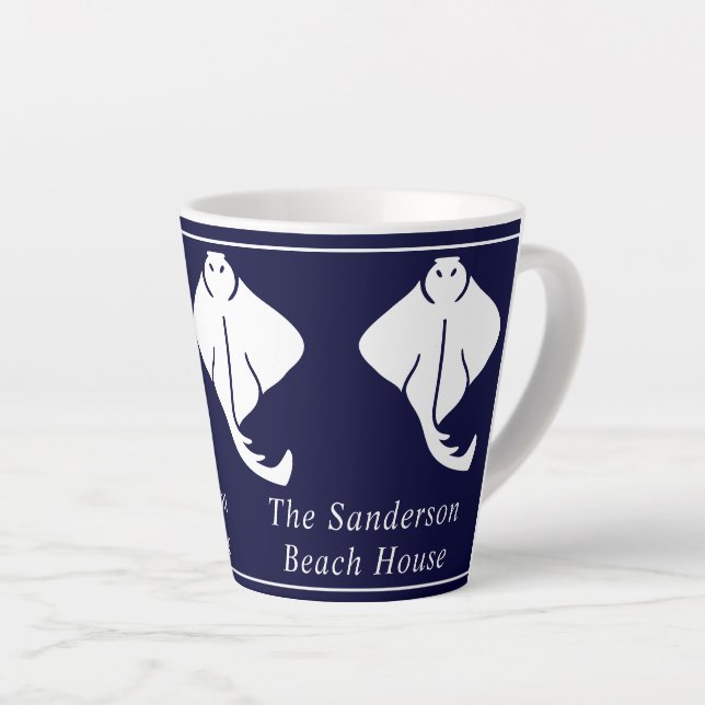 Taza De Café Latte Stingray Manta Ray de la Marina Azul (Ángulo derecho)