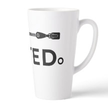 TACITurno. Taza de latte aislada en blanco y negro