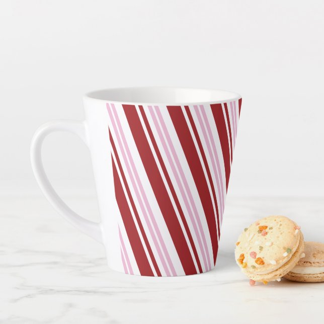 Taza De Café Latte Tinta de menta roja y rosa (In situ)