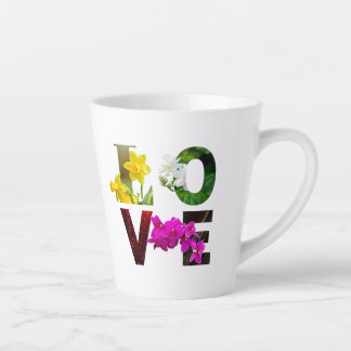 Taza De Café Latte Tipografía floral de AMOR