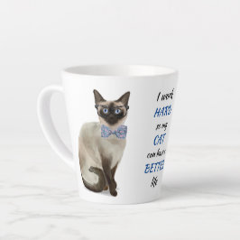 Taza De Café Latte Trabajando duro para mi gato siamés