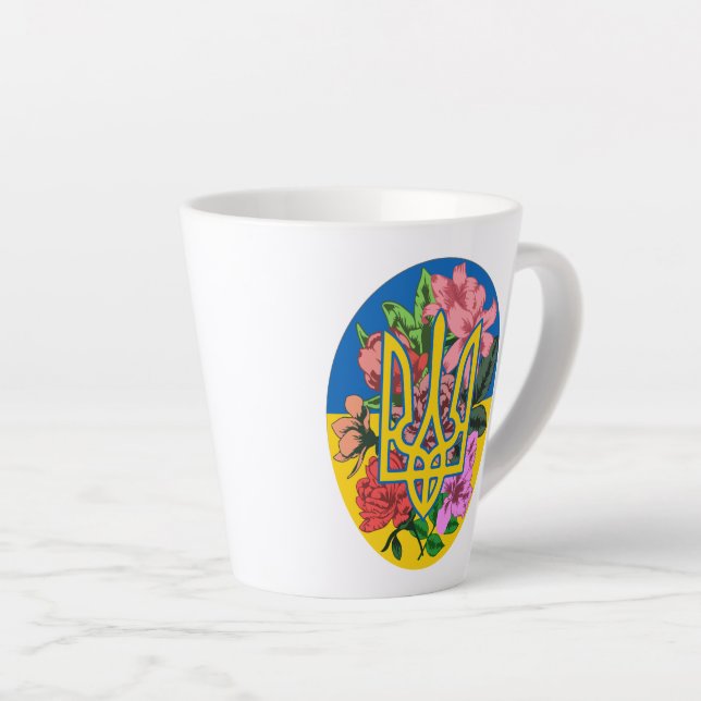 Taza De Café Latte Tridente ucraniano y bandera de Ucrania con flores (Ángulo derecho)