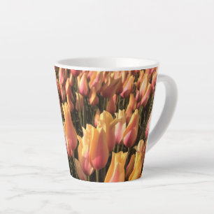 Taza De Café Latte Tulipanes rosa y amarillo bonito