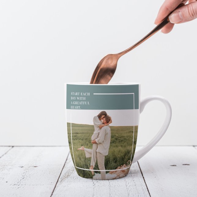 Taza De Café Latte Un regalo encantador para la familia verde fotográ (Subido por el creador)