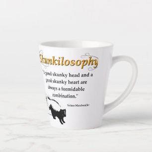 Taza De Café Latte Una buena cabeza descuidada y un buen corazón torp