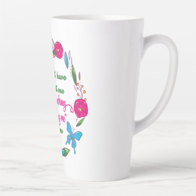Taza De Café Latte Una sabia mujer dijo una vez que estoy fuera de aq (Derecha)
