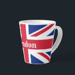 Taza De Café Latte Union Jack London ~ Bandera británica<br><div class="desc">Bandera del Reino Unido de Gran Bretaña e Irlanda del Norte con texto de Londres. Déjalo como está,  texto personalizar,  o deja en blanco.</div>