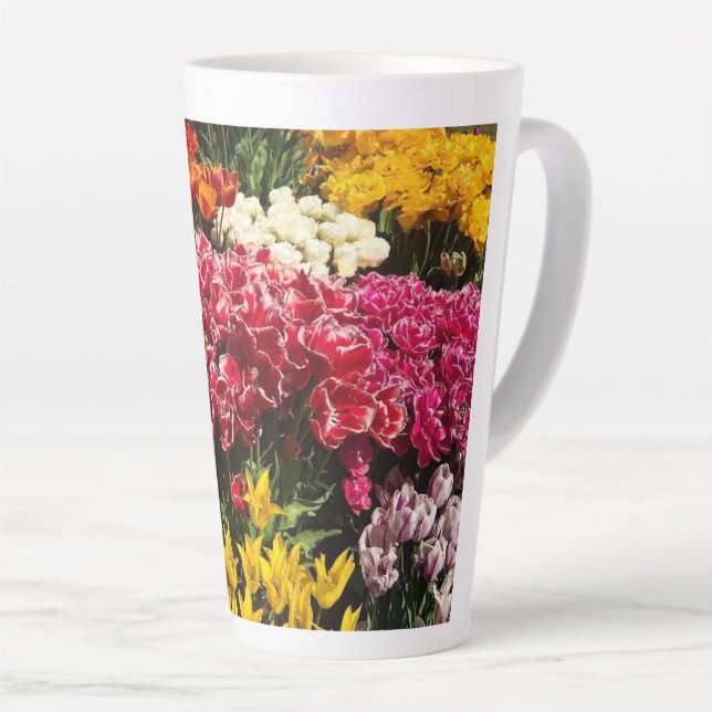 Taza De Café Latte Variedad de tulipanes (Ángulo derecho)