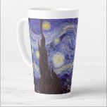 Taza De Café Latte Vincent Van Gogh Starry Night Vintage Bella Artes<br><div class="desc">Vincent van Gogh Starry Night Bella Artes Painting Starry Night es un cuadro del artista holandés post-impresionista Vincent van Gogh. El cielo azul nocturno está lleno de nubes, estrellas y una luna creciente brillante. La noche estrellada es la única noche de la serie de vistas desde la ventana de su...</div>