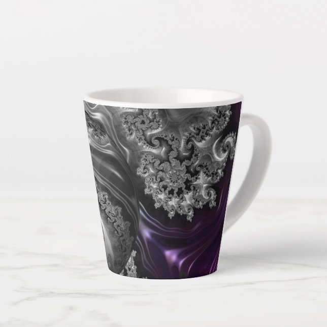 Taza De Café Latte Vórtex fractal plateado y púrpura (Ángulo derecho)