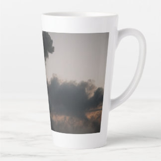 Taza De Café Latte Vulkan Fuego in Guatemala