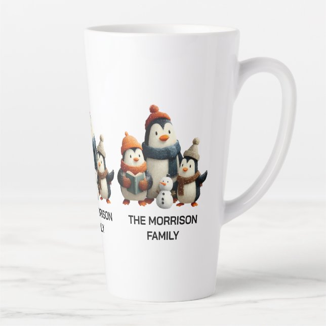 Taza De Café Latte Winter Penguin Family with Snowman (Derecha)