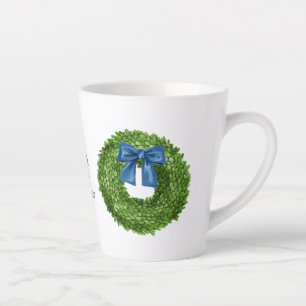 Taza De Café Latte Wreath de Boxwood con cerámica Blue Bow