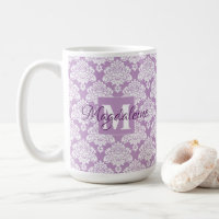 Lavender Damask Mug con Monograma y Nombre