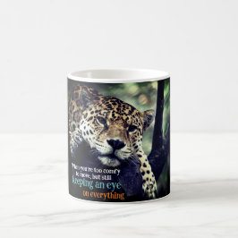 Taza De Café Lazy jaguar en foto de árbol