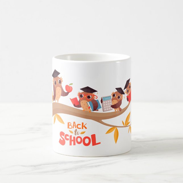 Taza De Café Lechuzas pequeñas de vuelta a la graduación escola (Subido por el creador)