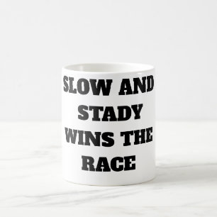 Taza De Café Lento y firme gana la carrera