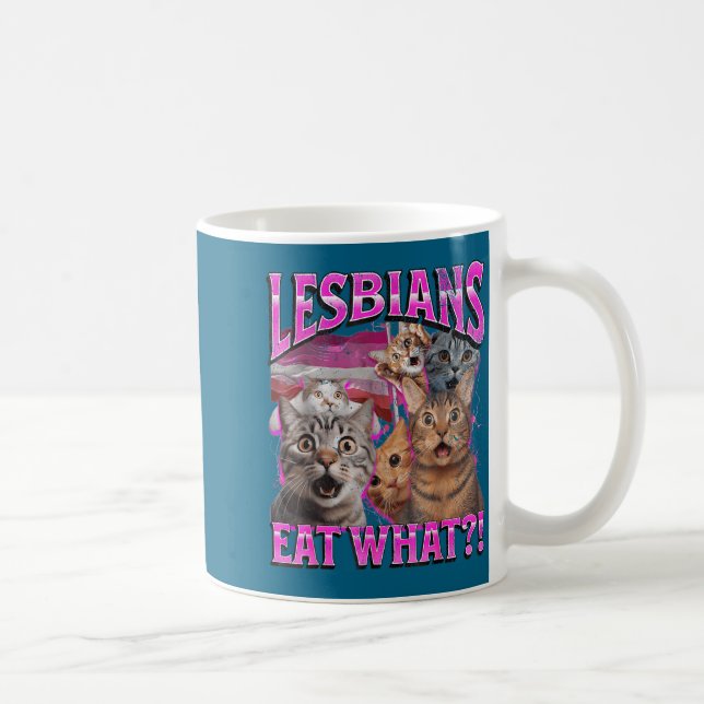 Taza De Café Lesbians Eat What_! Funny Cat Gay Pride Lgbtq Pun  (Derecha)