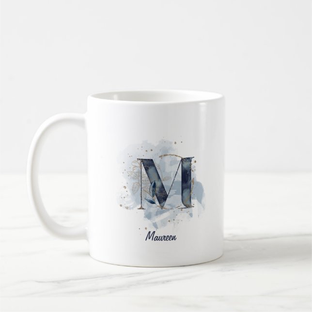 Taza De Café Letra azul acuarela nombre personalizado M inicial (Izquierda)