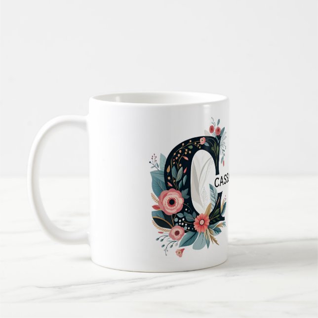 Taza De Café Letra botánica floral monograma C personalizable (Izquierda)