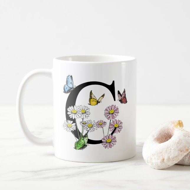 Taza De Café Letra C Acuarela Botánica Mariposa Monograma (Con donut)