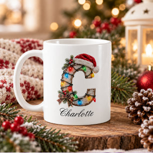 Taza De Café Letra C de monograma navideño festivo rústico