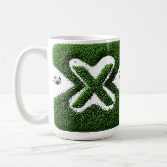 Taza De Café Letra de hierba con balones de fútbol (Izquierda)