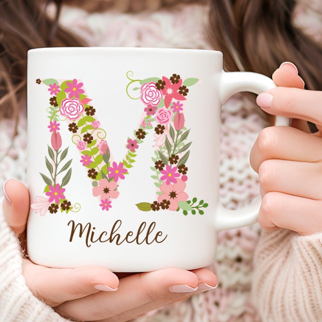 Taza De Café Letra floral monograma personalizada M (Personalized Monogram Floral Letter M Coffee Mug)
