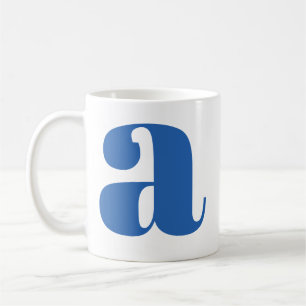 Taza De Café Letra Inicial de Monograma Moderno en Periwinkle