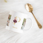 Taza De Café Letra moderna de flor de oro P | Dos monografías f<br><div class="desc">Letra moderna de flor de oro P | Dos monografías fotográficas</div>