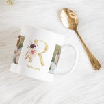 Taza De Café Letra moderna de flor dorada R | Dos monografías f<br><div class="desc">Letra moderna de flor dorada R | Dos monografías fotográficas</div>