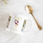 Taza De Café Letra moderna de la flor de oro T | Dos monografía<br><div class="desc">Letra moderna de la flor de oro T | Dos monografías fotográficas</div>
