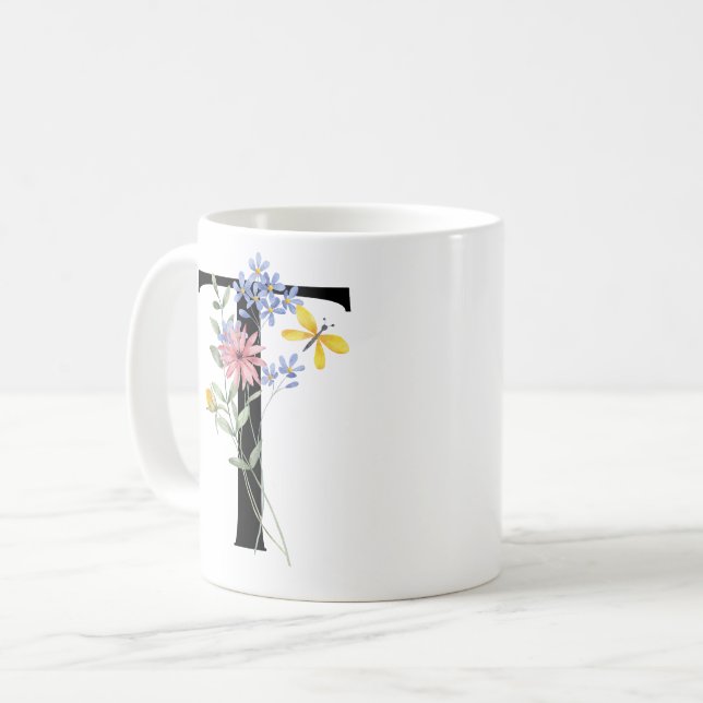 Taza De Café Letra T con flores (Anverso izquierdo)