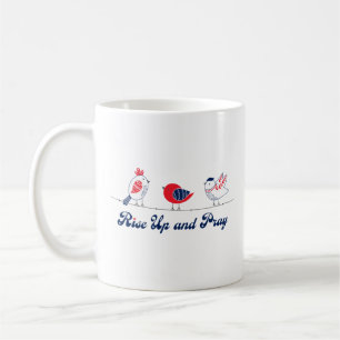 Taza De Café Levántate y Reza Aves Patrióticas