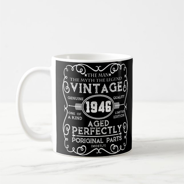 Taza De Café Leyenda del mito masculino de 1946 75º cumpleaños (Izquierda)
