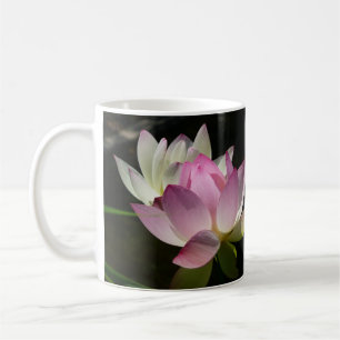 Taza De Café Lilac Bush hermosas flores de primavera morada