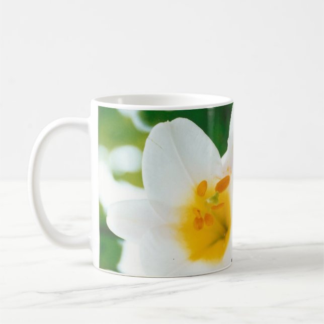 Taza De Café Lilis blancas - Lilium candidum de flores de lirio (Izquierda)