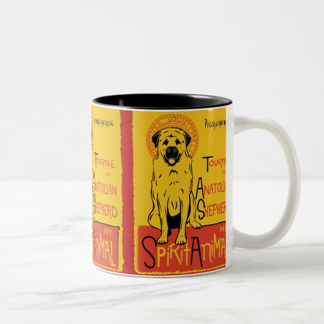 Taza de café linda del perro del pastor de (Derecha)