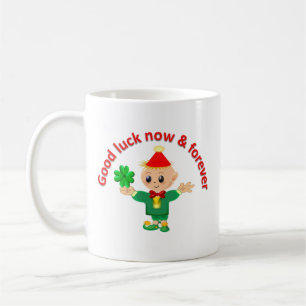 Taza De Café Lindo elfo verde sosteniendo un trébol de cuatro h
